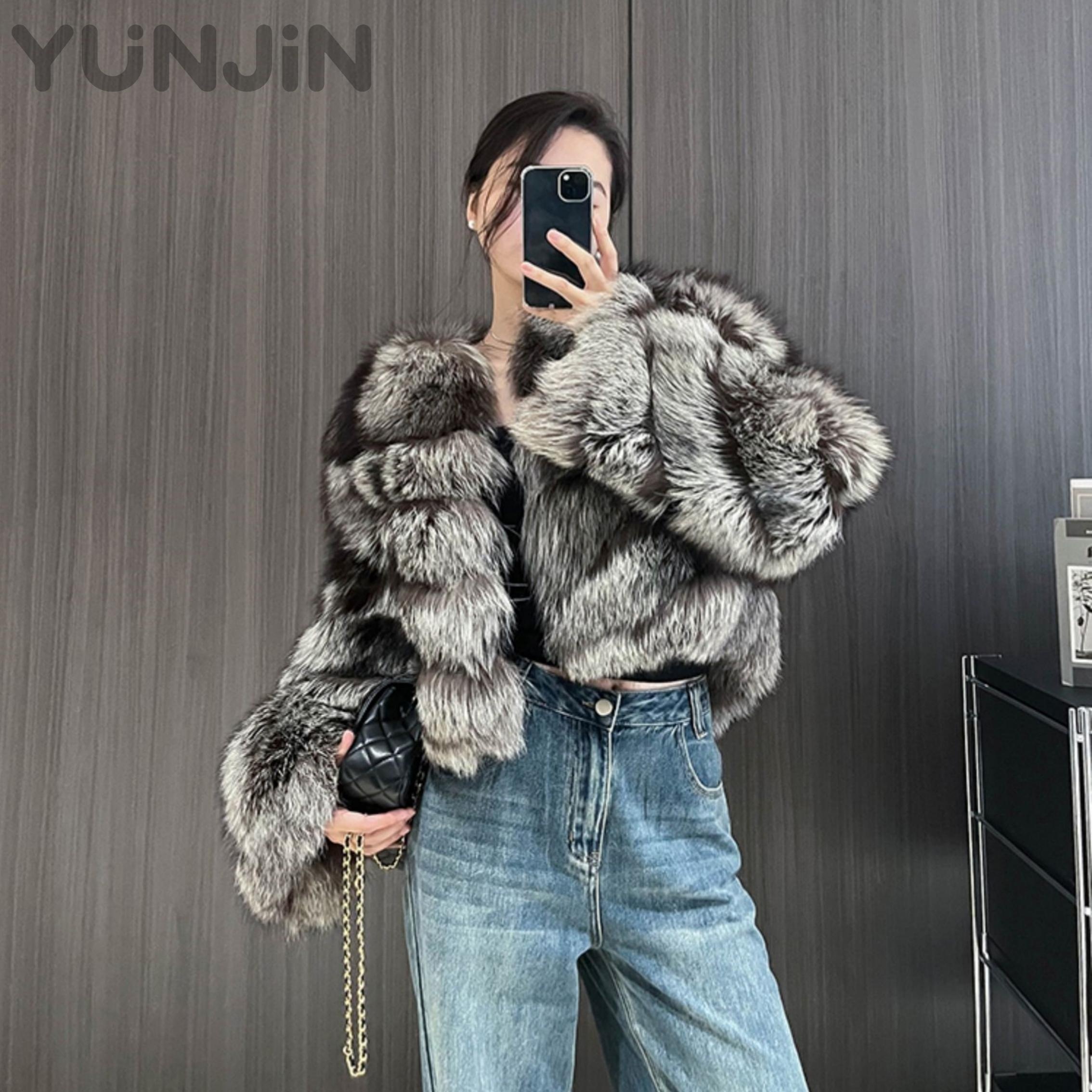 Women's Real Fox Fur Jacket Short Slimming Round
