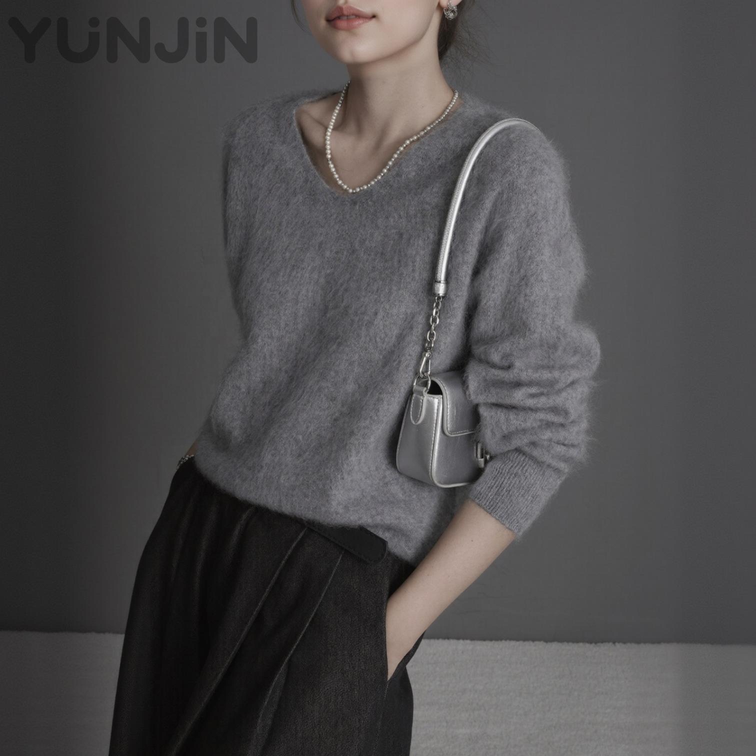 Women's Fashion Wool Cashmere Knitted Sweater V-neck Seamless