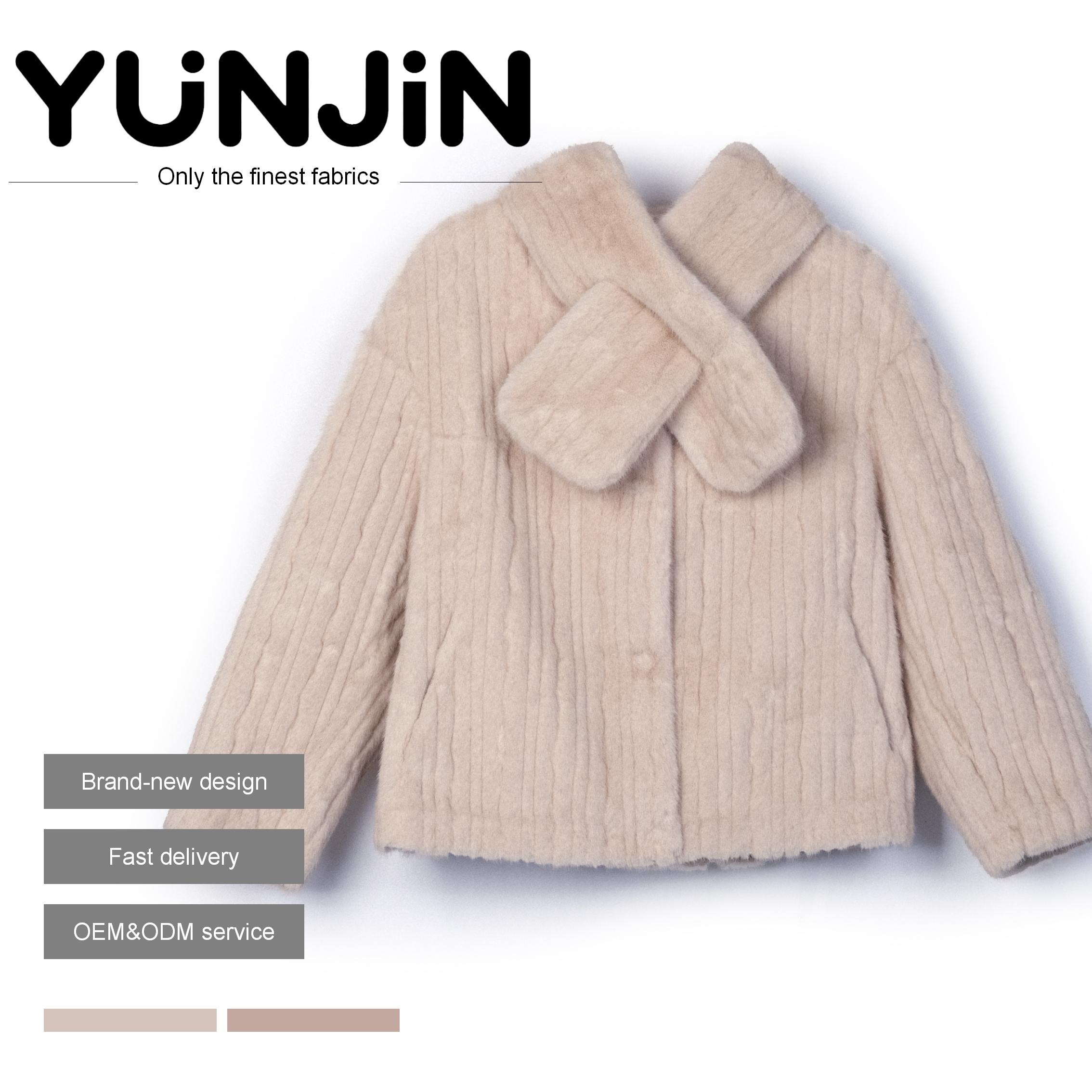 Newest Design Coat Single Breasted Gold Button Woolen